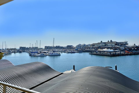 Dolphin Quay Apartments - Tourism Caloundra 13