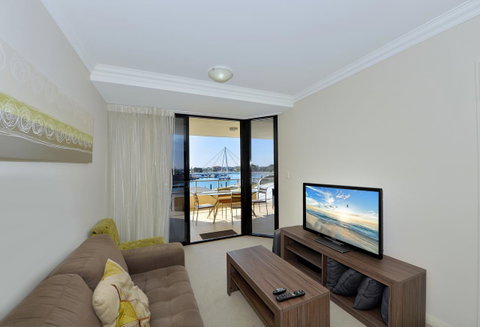 Dolphin Quay Apartments - Tourism Caloundra 10