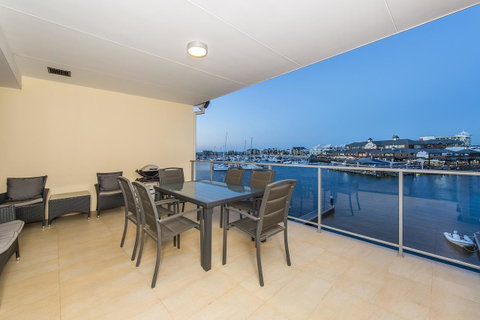 Dolphin Quay Apartments - Tourism Caloundra 21
