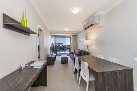 Dolphin Quay Apartments - Tourism Caloundra 33