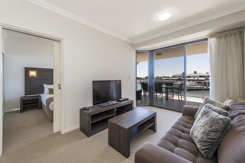 Dolphin Quay Apartments - Tourism Caloundra 31