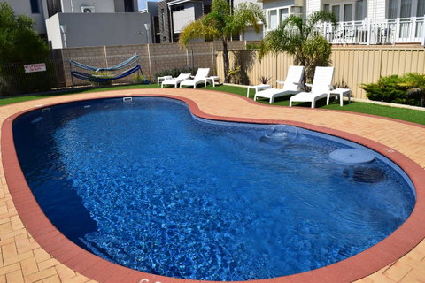The Jetty Resort - Tourism Caloundra 18