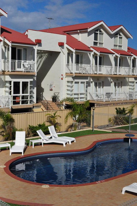 The Jetty Resort - Tourism Caloundra 34