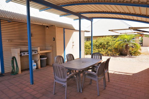 Osprey Holiday Village Unit 122 2 Bedroom - Tourism Caloundra 11