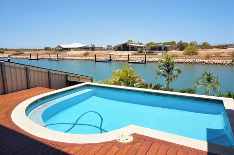 27 Corella Court - Tourism Caloundra 28
