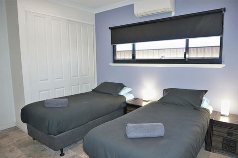 27 Corella Court - Tourism Caloundra 8