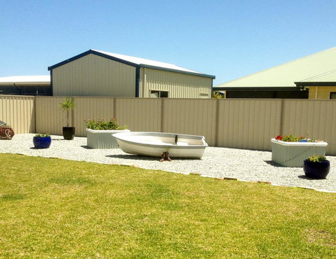 Aaratti House - Tourism Caloundra 1