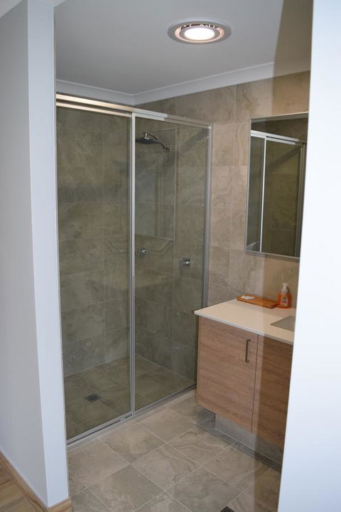 Eagle Bay House - Tourism Caloundra 21