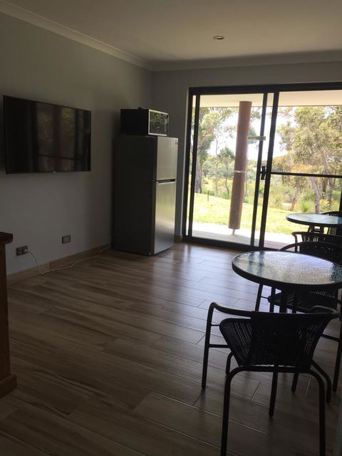 Eagle Bay House - Tourism Caloundra 16