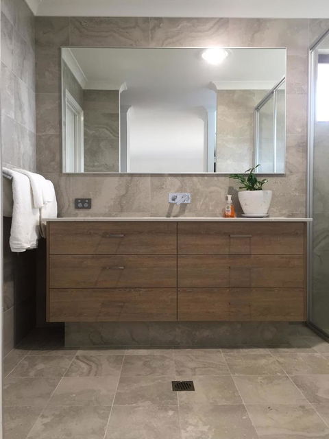 Eagle Bay House - Tourism Caloundra 23