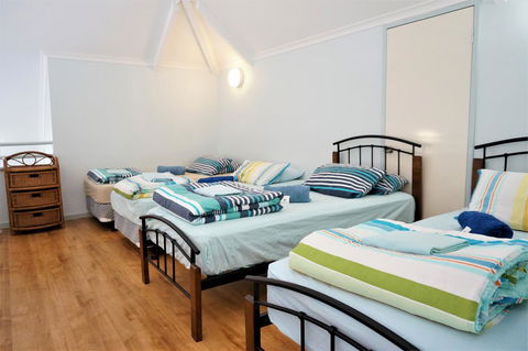 Osprey Holiday Village Unit 120 - Plenty Of Room For A Large Family - Tourism Caloundra 9