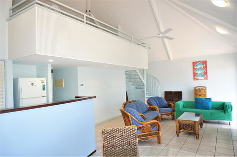 Osprey Holiday Village Unit 120 - Plenty Of Room For A Large Family - Tourism Caloundra 0