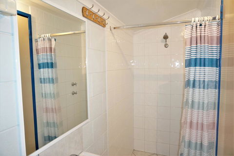 Osprey Holiday Village Unit 120 - Plenty Of Room For A Large Family - Tourism Caloundra 14