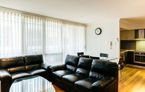 Wray Callan Apartments - Tourism Caloundra 4