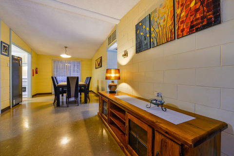 30 Kennedy Street - Tourism Caloundra 8