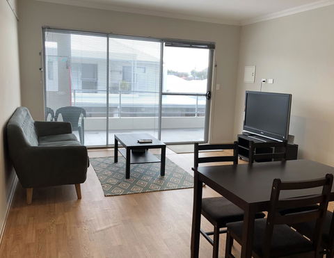 Apartment In Queens Park - Tourism Caloundra 0