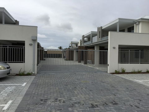 Apartment In Queens Park - Tourism Caloundra 5