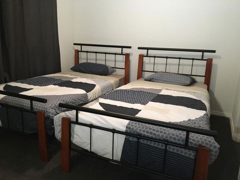 Apartment In Queens Park - Tourism Caloundra 1