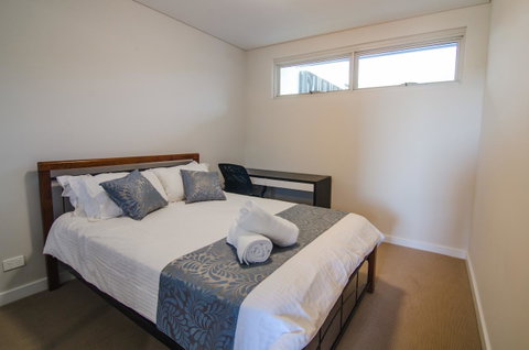 Boutique Carousel Apartment - Tourism Caloundra 5