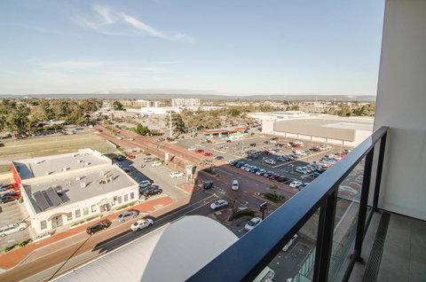 Boutique Carousel Apartment - Tourism Caloundra 11