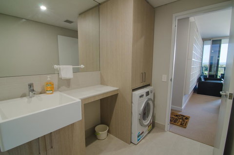 Boutique Carousel Apartment - Tourism Caloundra 8