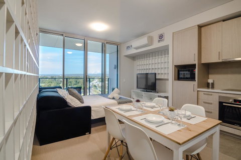 Boutique Carousel Apartment - Tourism Caloundra 1