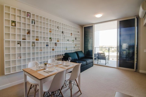 Boutique Carousel Apartment - Tourism Caloundra 12