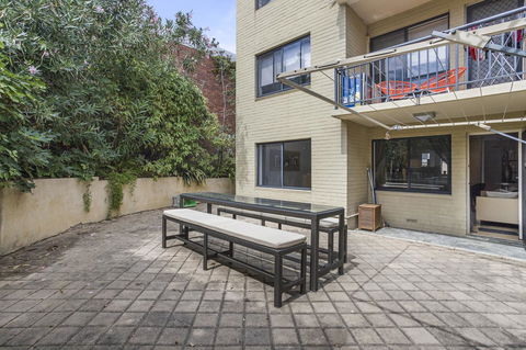 Gorgeous 26 1 Bed Designer Fitout Perfect Location - Tourism Caloundra 11