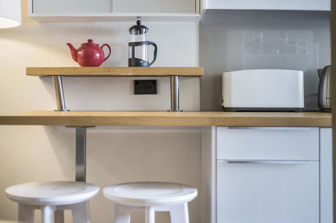 Gorgeous 26 1 Bed Designer Fitout Perfect Location - Tourism Caloundra 19