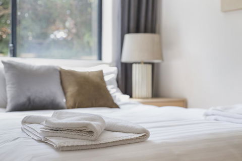 Gorgeous 26 1 Bed Designer Fitout Perfect Location - Tourism Caloundra 4