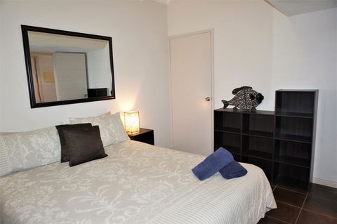 Osprey Holiday Village Unit 113 2 Bedroom - Tourism Caloundra 7