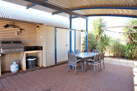 Osprey Holiday Village Unit 113 2 Bedroom - Tourism Caloundra 13