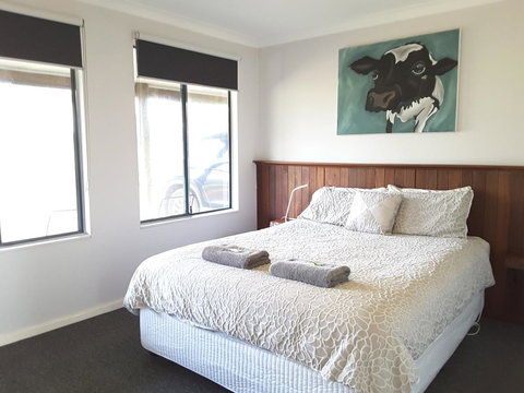 Cosy Corner Chalets - Tourism Caloundra 7