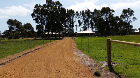 Cosy Corner Chalets - Tourism Caloundra 19