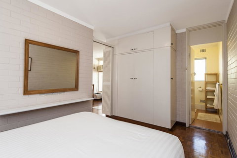 Rosalie 35 - Tourism Caloundra 15