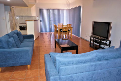 Osprey Holiday Village Unit 118 - Tourism Caloundra 2