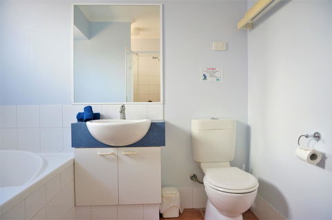 Osprey Holiday Village Unit 118 - Tourism Caloundra 11