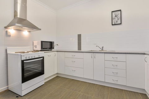 Getaway Villas Unit 384 - Tourism Caloundra 6