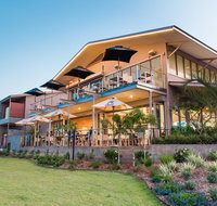 Onslow Beach Resort - Tourism Caloundra