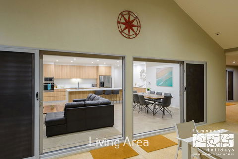 20 Madaffari Drive - Tourism Caloundra 7