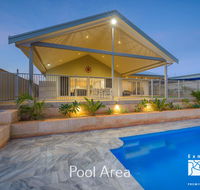 20 Madaffari Drive - Pool and Jetty - Tourism Caloundra