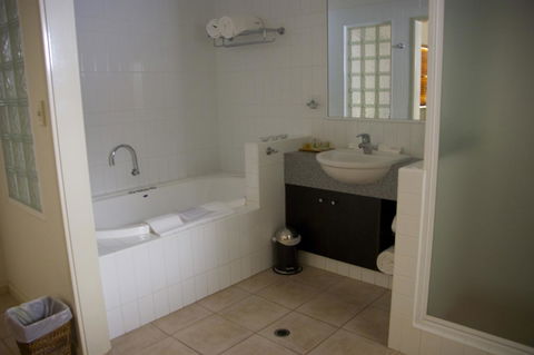 Gecko Lodge Kalbarri - Tourism Caloundra 24
