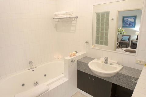 Gecko Lodge Kalbarri - Tourism Caloundra 10