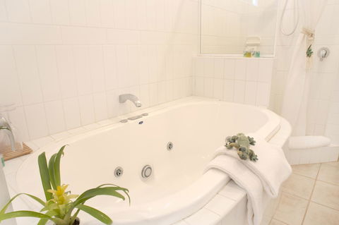 Gecko Lodge Kalbarri - Tourism Caloundra 6