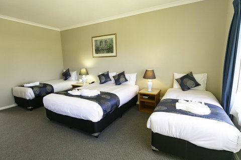 Esplanade Hotel Busselton - Tourism Caloundra 4
