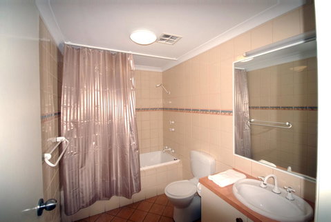 Esplanade Hotel Busselton - Tourism Caloundra 44
