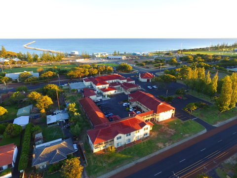 Esplanade Hotel Busselton - Tourism Caloundra 28
