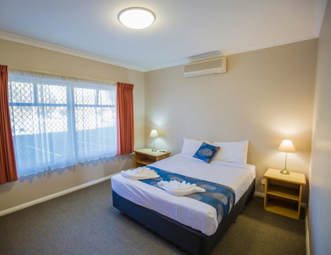 Esplanade Hotel Busselton - Tourism Caloundra 9