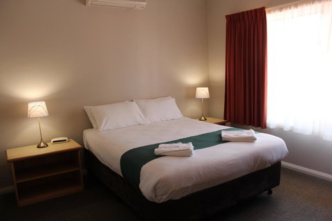 Esplanade Hotel Busselton - Tourism Caloundra 41