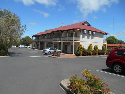 Esplanade Hotel Busselton - Tourism Caloundra 32